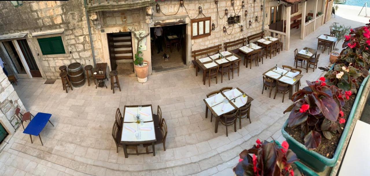 Residence Bella Stari Grad  Bagian luar foto