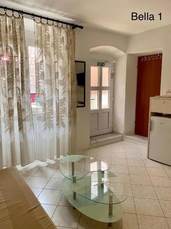 Residence Bella Stari Grad  Bagian luar foto