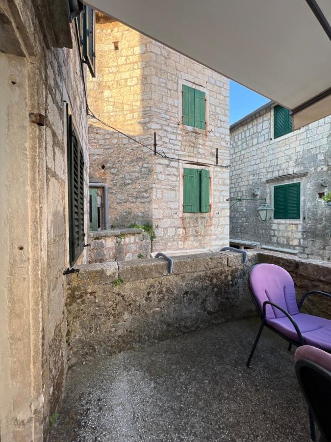 Residence Bella Stari Grad  Bagian luar foto