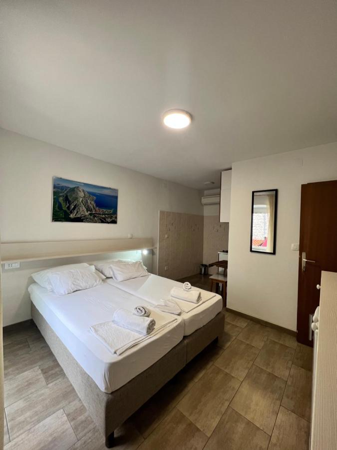 Residence Bella Stari Grad  Bagian luar foto